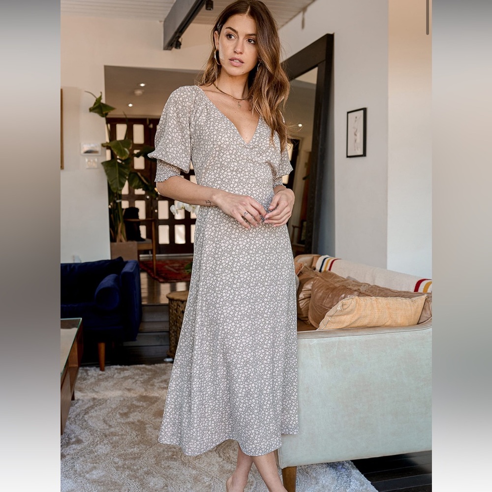 Times With You Sage Green Floral Print Puff Sleeve Midi Dress LULUS